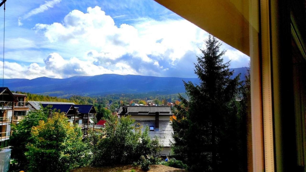 Willa Mona Bed & Breakfast Szklarska Poreba Luaran gambar