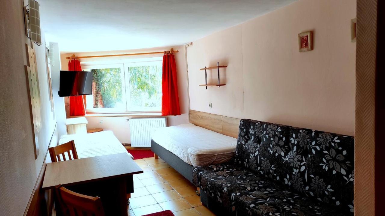 Willa Mona Bed & Breakfast Szklarska Poreba Luaran gambar