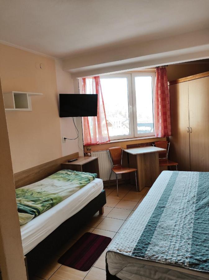 Willa Mona Bed & Breakfast Szklarska Poreba Luaran gambar