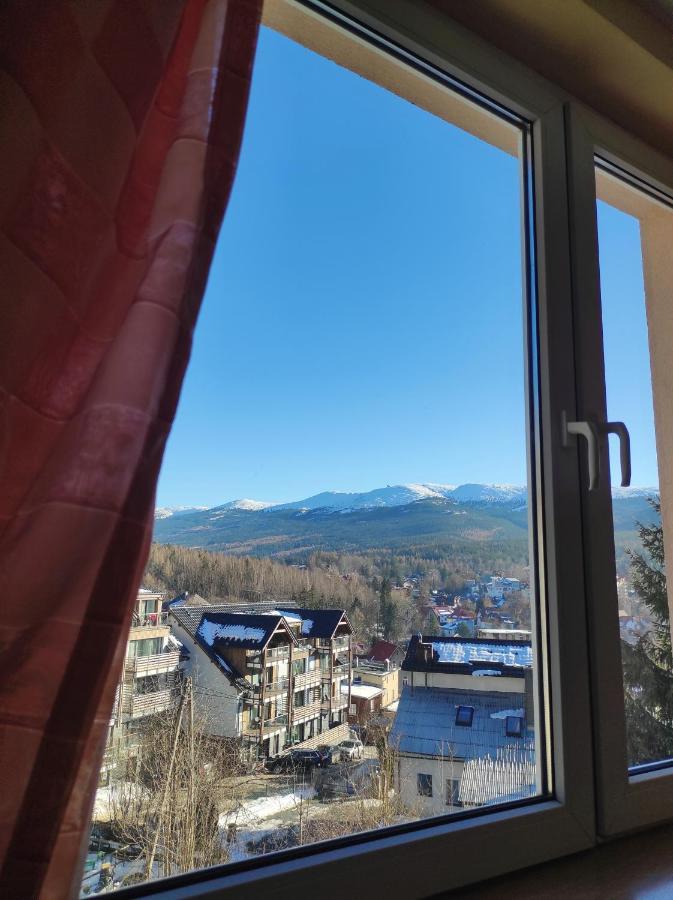 Willa Mona Bed & Breakfast Szklarska Poreba Luaran gambar