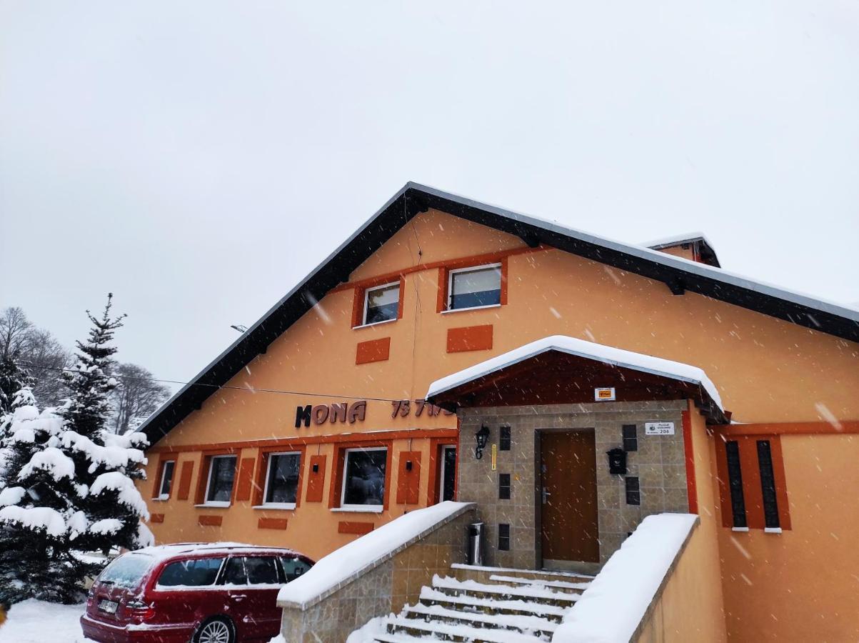 Willa Mona Bed & Breakfast Szklarska Poreba Luaran gambar