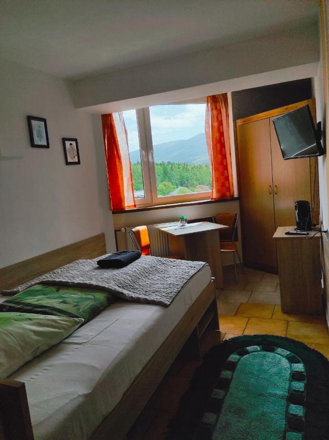 Willa Mona Bed & Breakfast Szklarska Poreba Luaran gambar