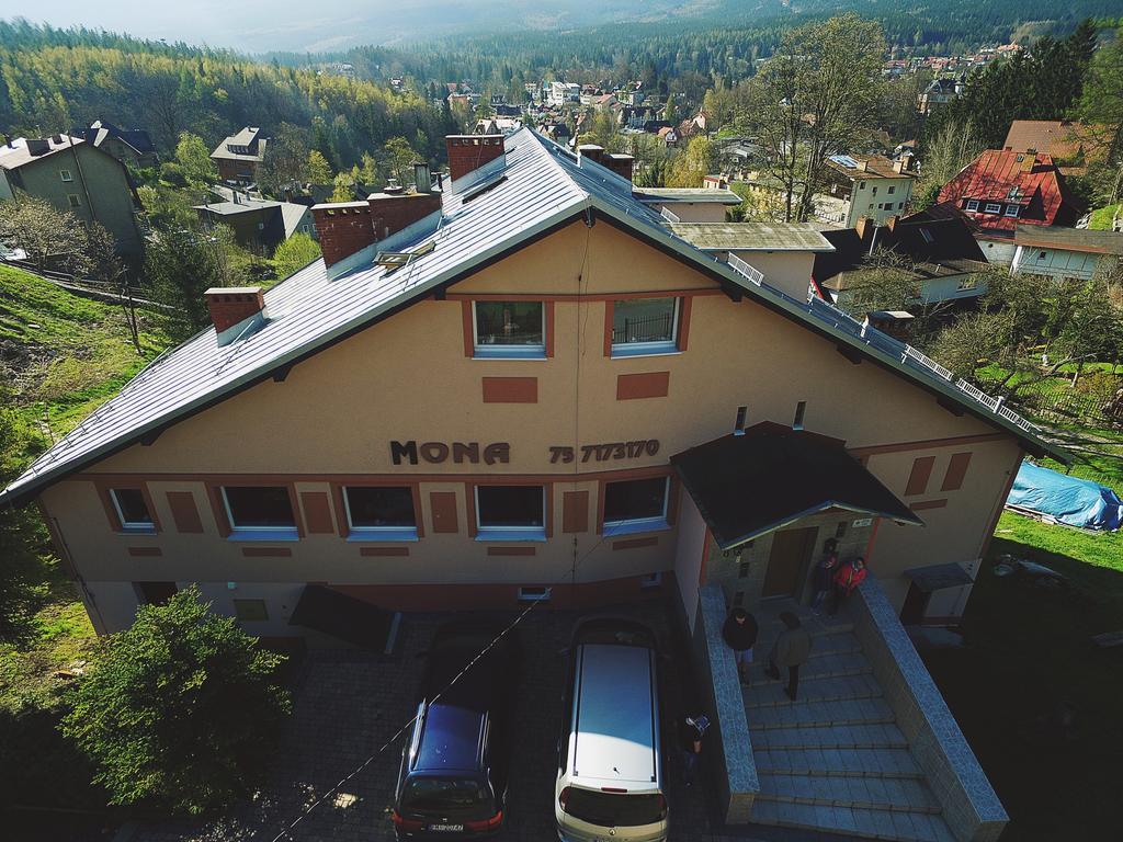 Willa Mona Bed & Breakfast Szklarska Poreba Luaran gambar