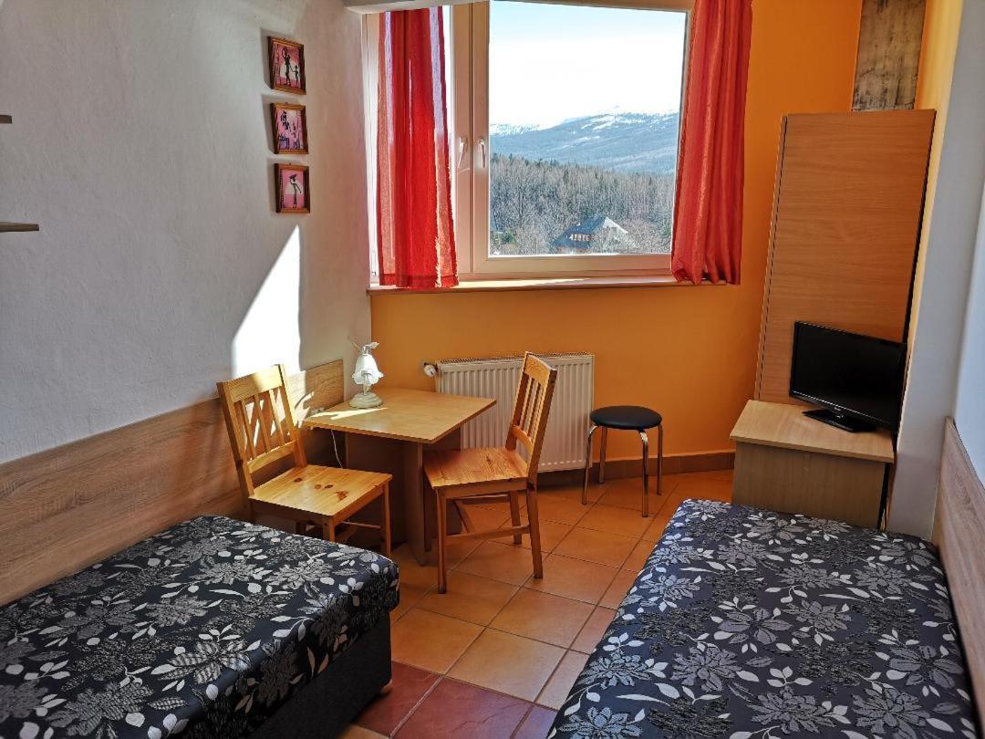 Willa Mona Bed & Breakfast Szklarska Poreba Luaran gambar